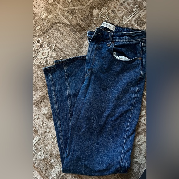 Abercrombie Curve Love - The 90s relaxed Jean high rise - Picture 7 of 8